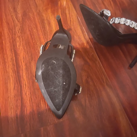 Cape Robbin diamond heels no longer made last pair on the internet. - Picture 3 of 4